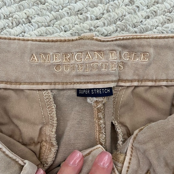 AE stretch khaki shorts size 4 - Picture 4 of 4